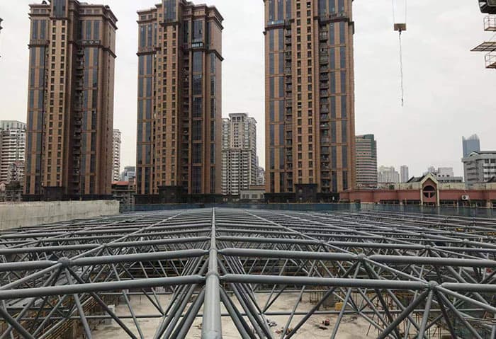 佳木斯螺栓球网架结构